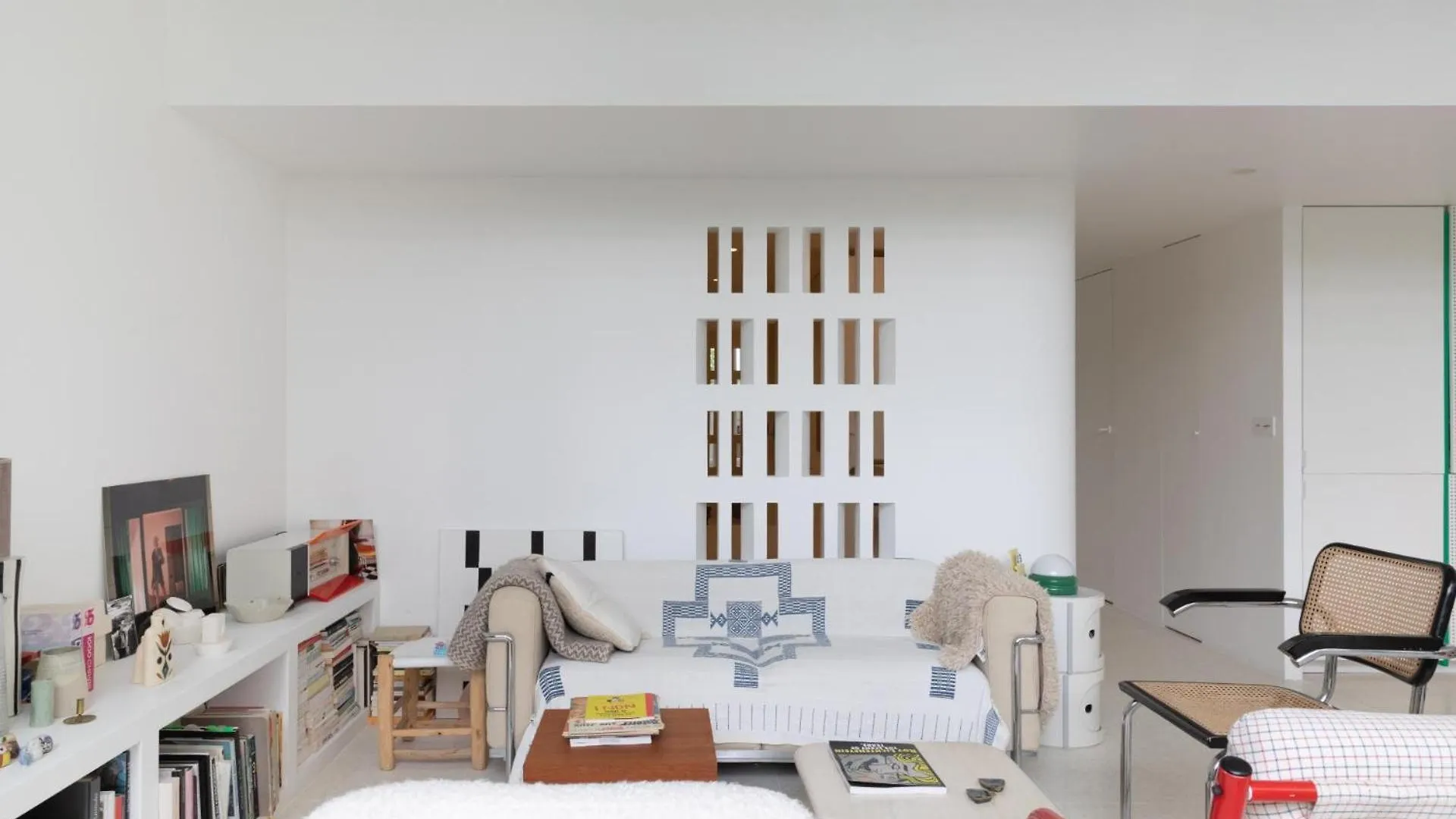 Stylish 2Bd Apartment With Balcony Belleville Paris