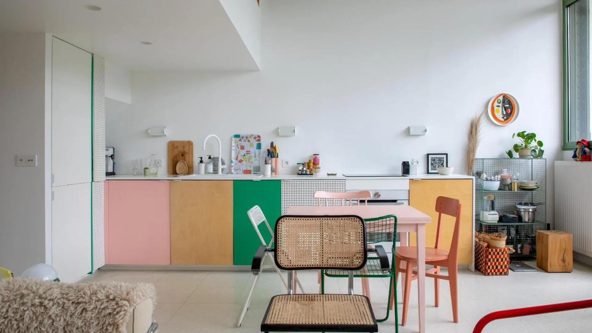 Stylish 2Bd Apartment With Balcony Belleville Paris
