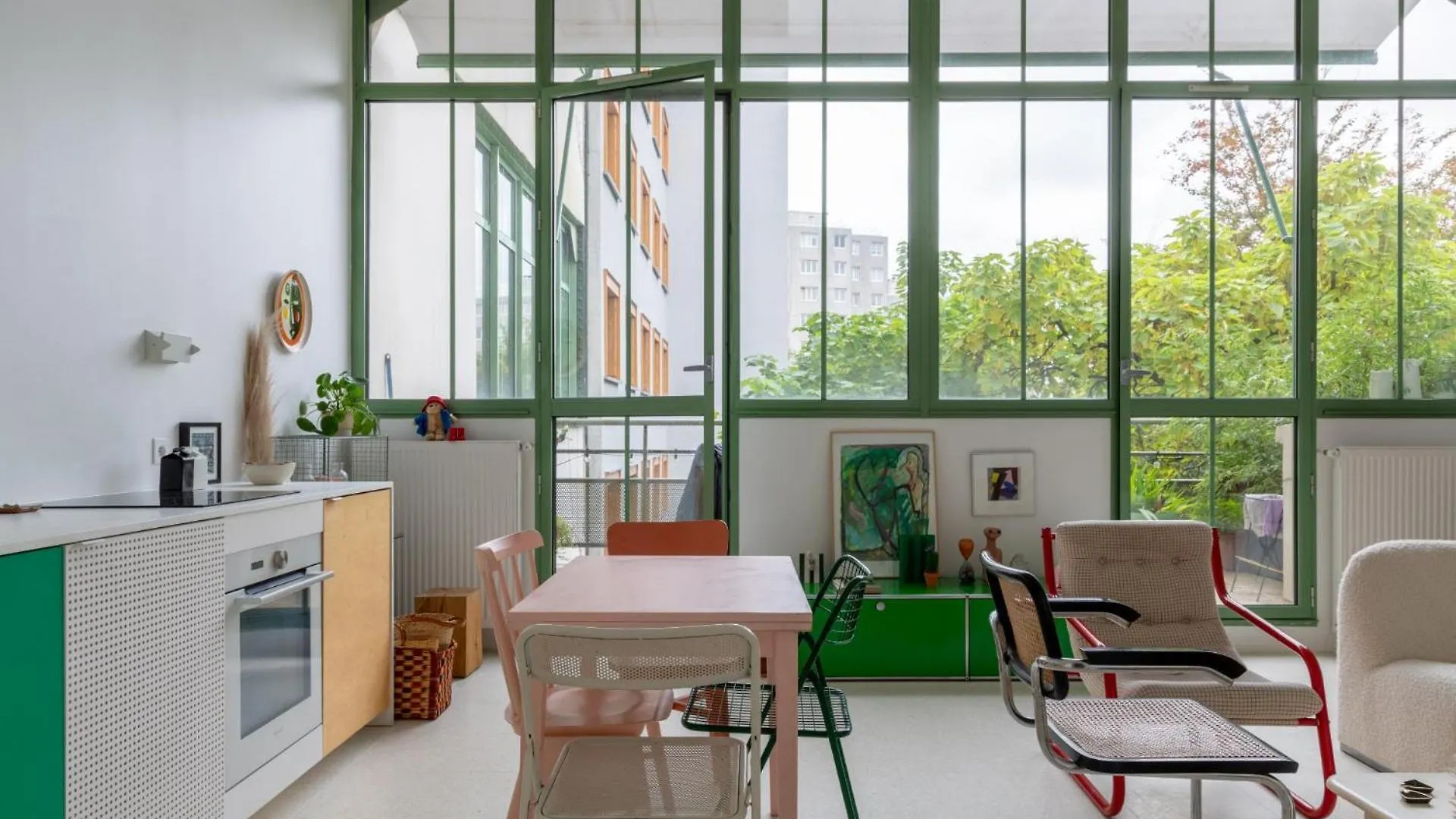Stylish 2Bd Apartment With Balcony Belleville Paris